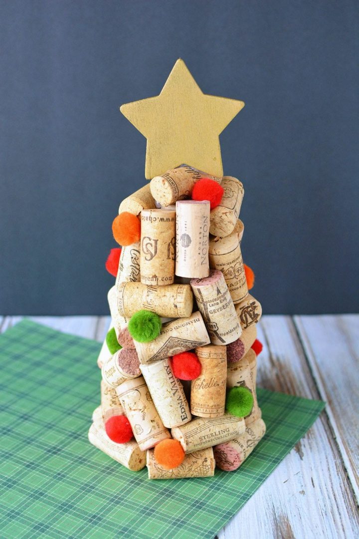 21 Christmas Wine Cork Crafts That Will Make You Smile Pillar Box Blue