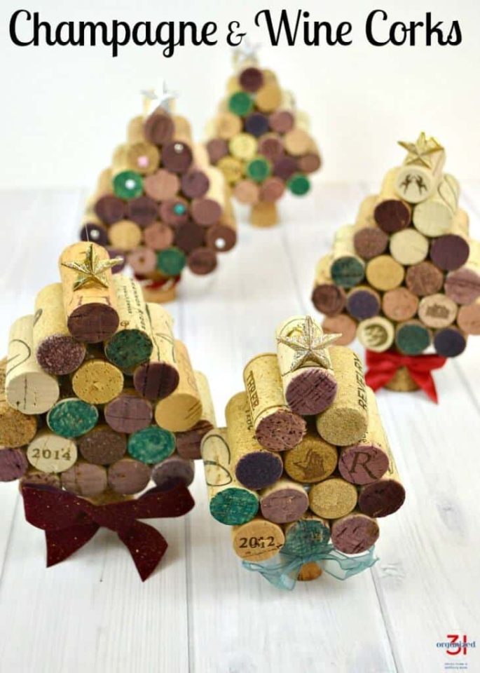 24 Christmas Wine Cork Crafts That Will Make You Smile - Pillar Box Blue