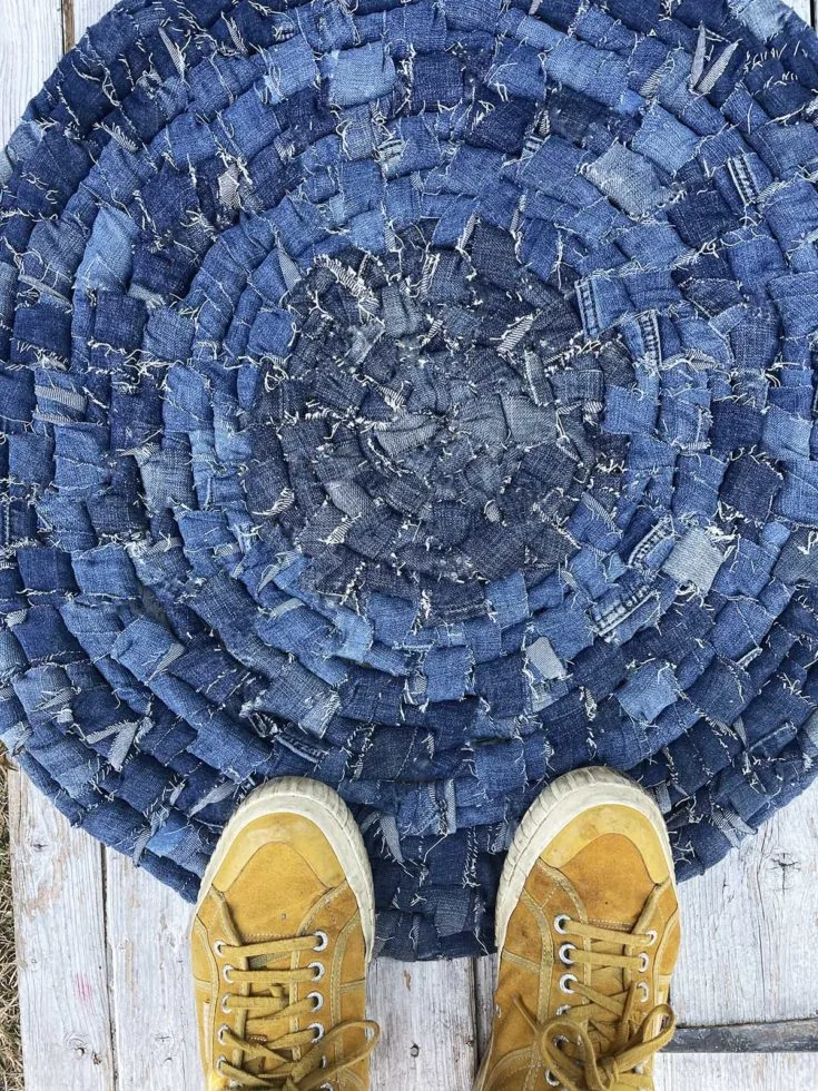 Diy denim rag rug