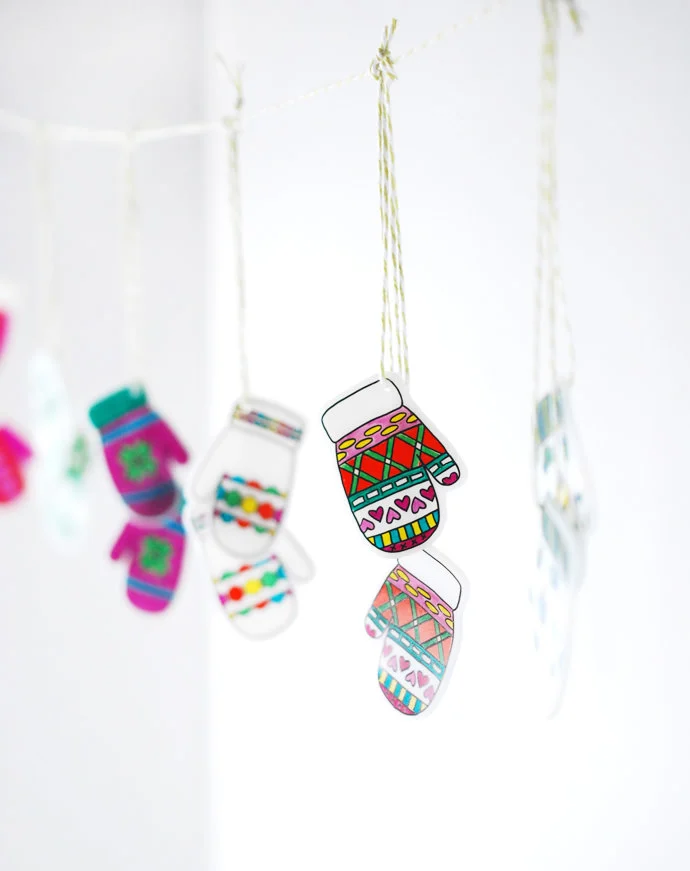 10 Shrinky Dinks That Will Make You Rethink Shrinky Dinks » Dollar Store  Crafts