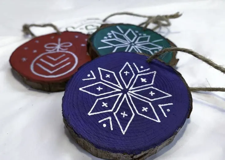 Round Wooden Ornaments To Paint