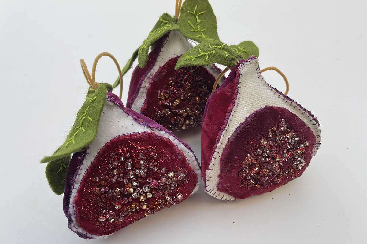 How to make fabric fig ornaments