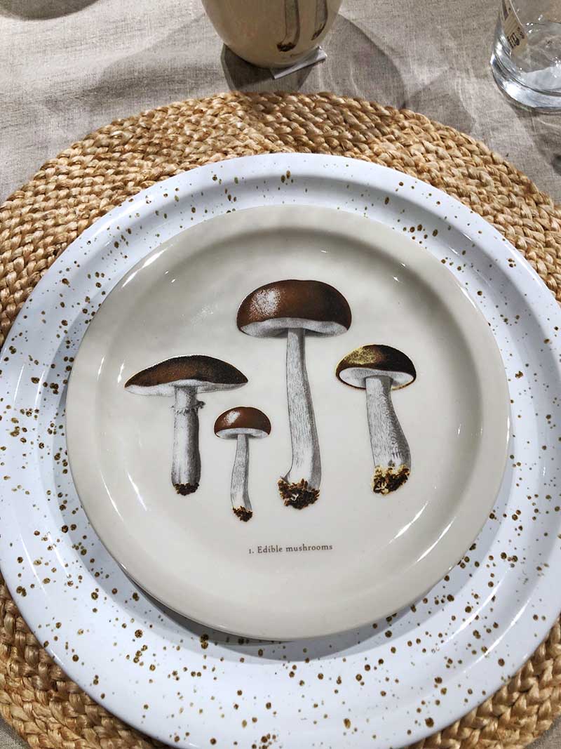 mushroom plates