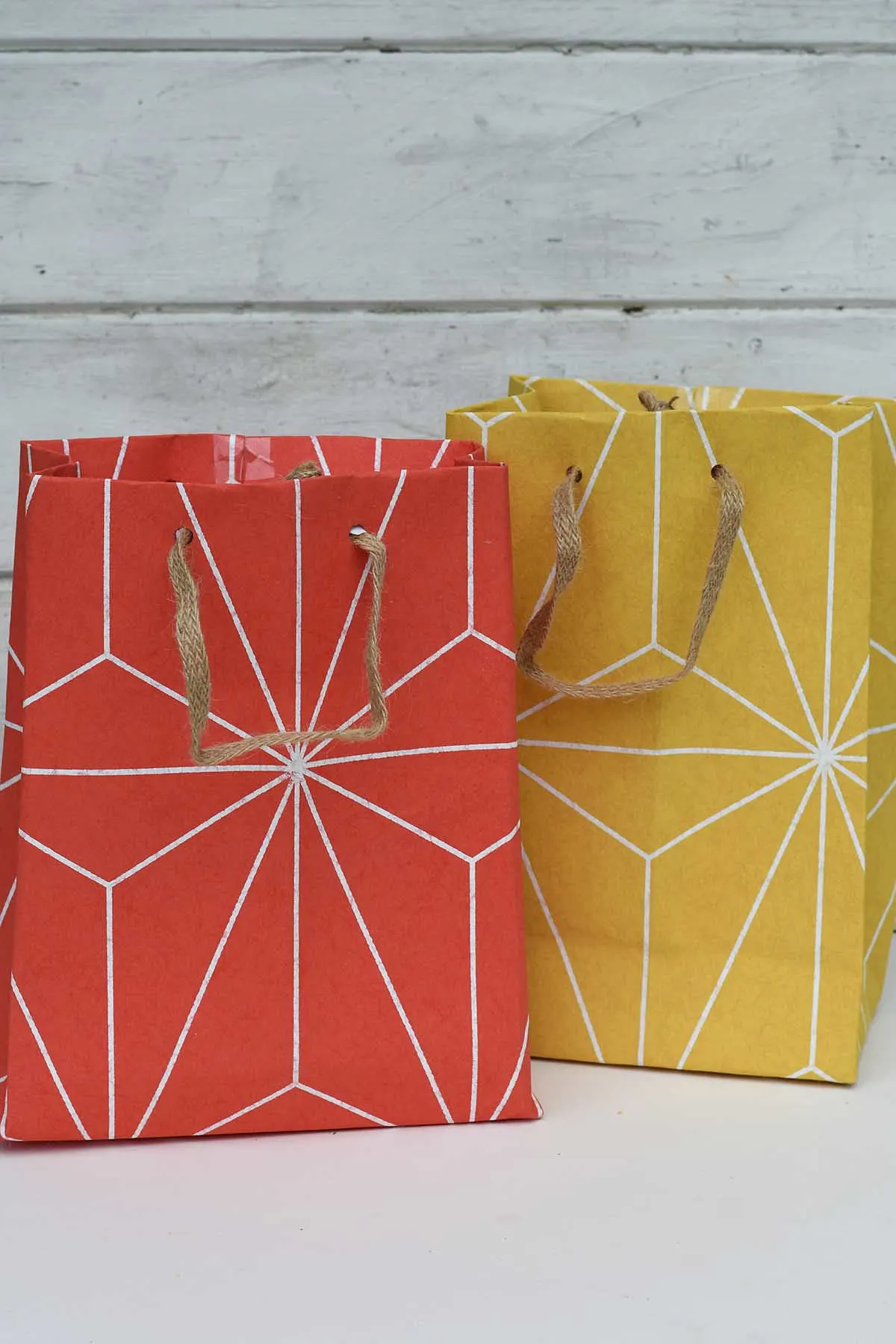 HOW TO MAKE A GIFT BAG OUT OF WRAPPING PAPER