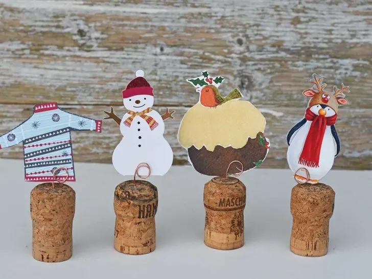 diy Christmas place card holders wine corks